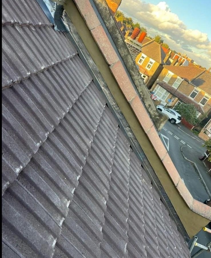 Roofer Worthing 06 Xlarge