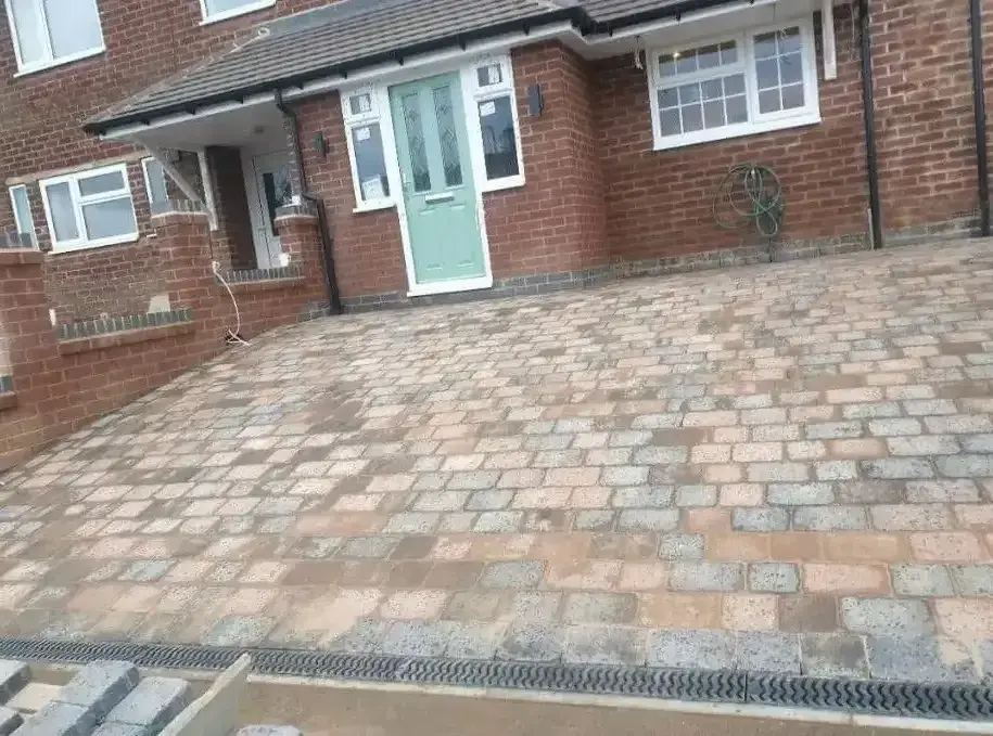 Paving And Fencing Contractors Chesterfield 08