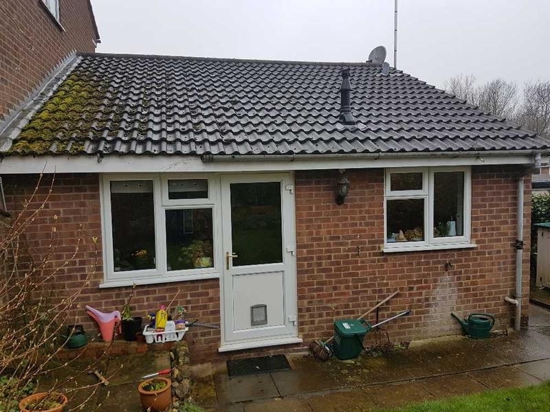 roofer-buckingham-cooperative-roofing-718-medium