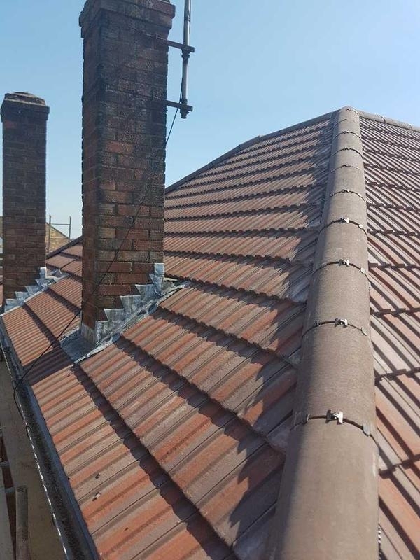 roofer-buckingham-cooperative-roofing-721-medium