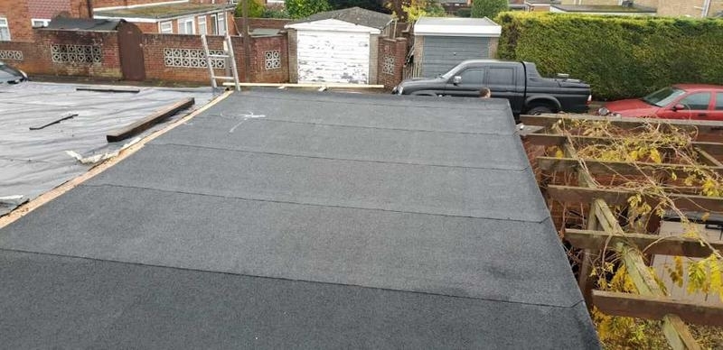 roofer-buckingham-cooperative-roofing-777-medium