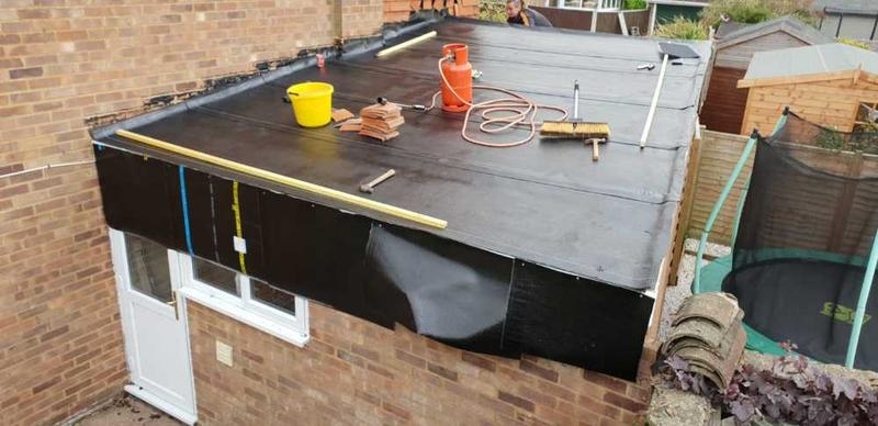 roofer-buckingham-cooperative-roofing-780-medium