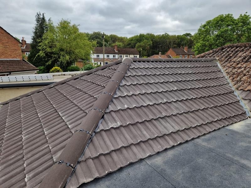 roofer-buckingham-cooperative-roofing-799-small