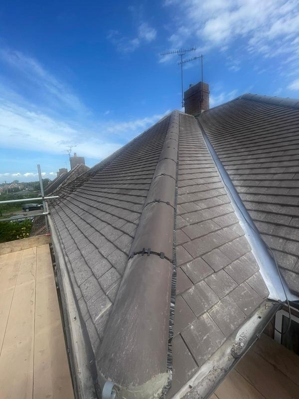 roofer-buckingham-cooperative-roofing-846-medium