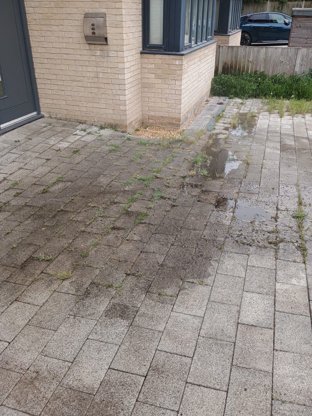 driveway-and-patio-cleaning-yellowstone-paving-ltd-03-small