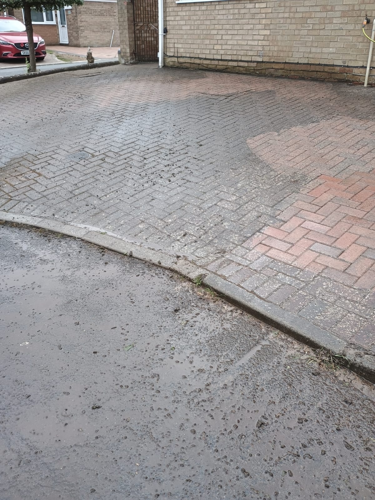 driveway-and-patio-cleaning-yellowstone-paving-ltd-24-small