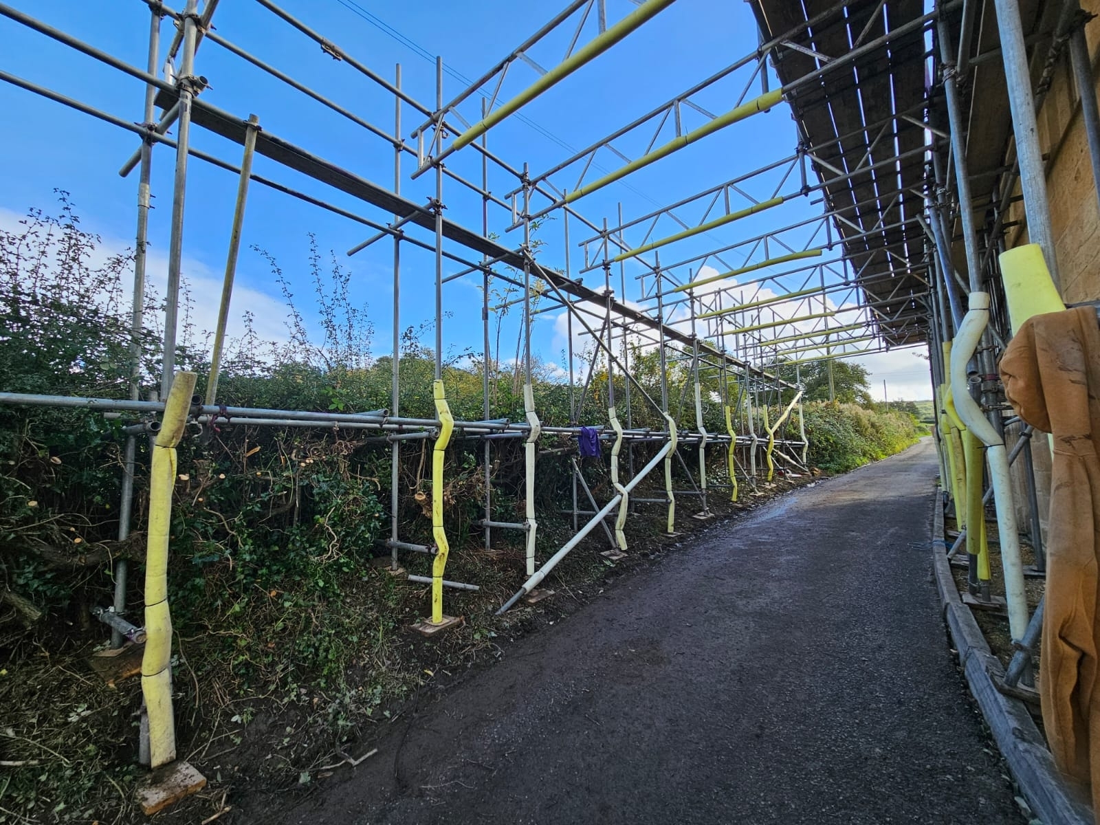 upright-scaffolding-banbury-03-small