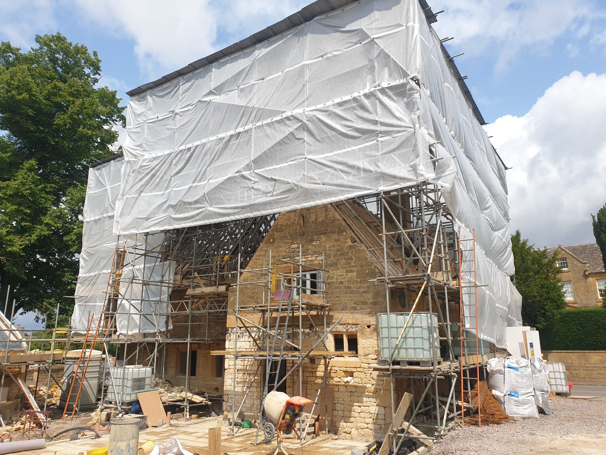 upright-scaffolding-banbury-07-small