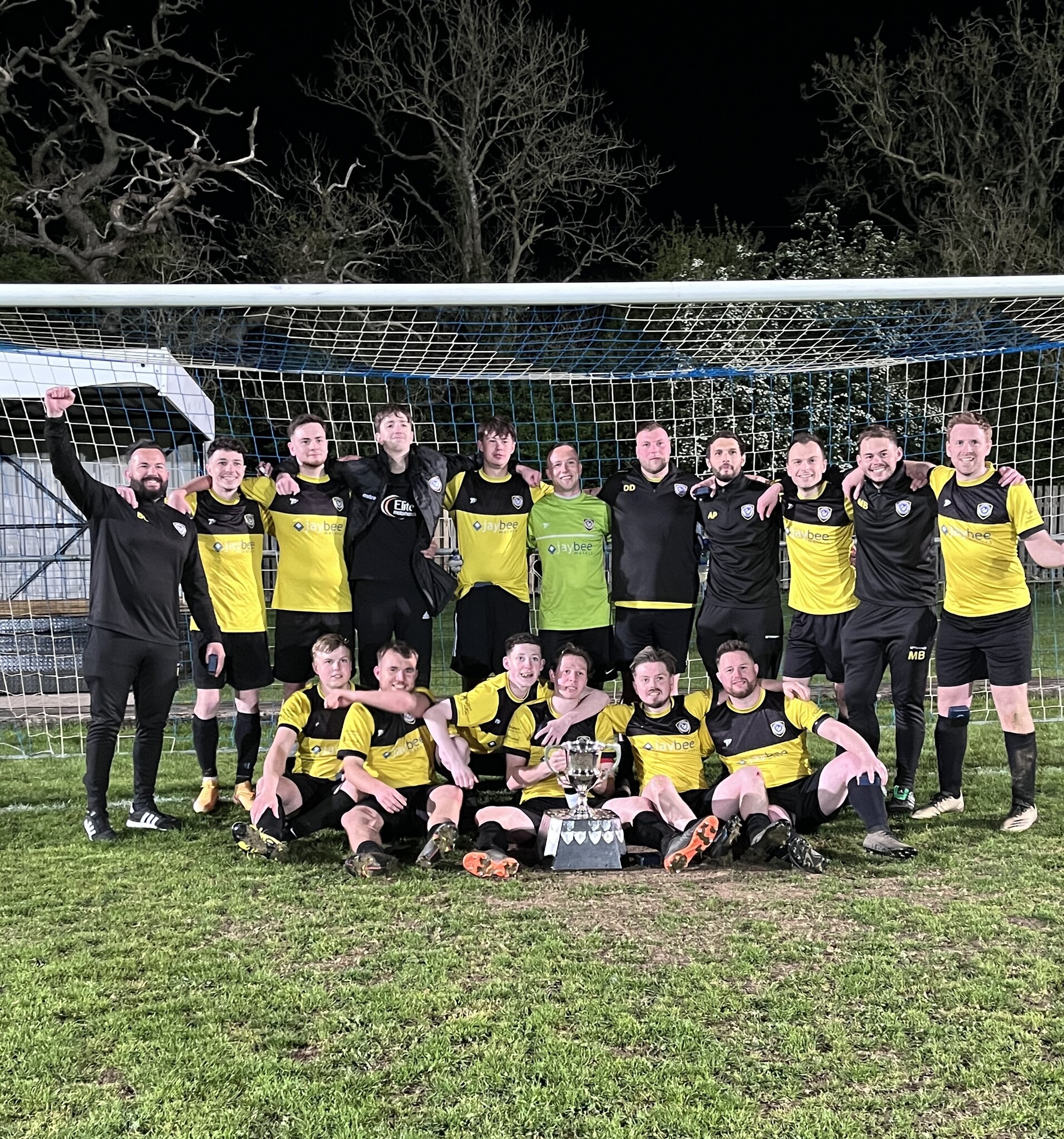 Longfordparkfc-team-04-small