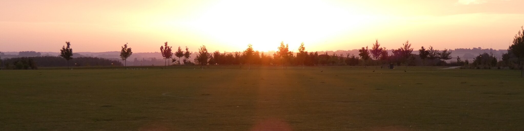as-sun-rises-over-the-den-longford-park-fc-02-banner-small