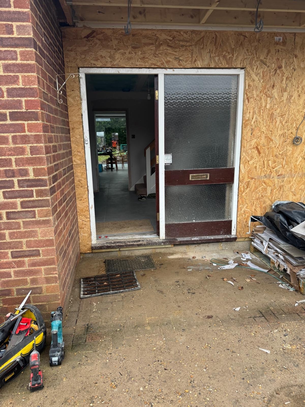 new-upvc-front-door-fitted-in-high-wycombe-8-small