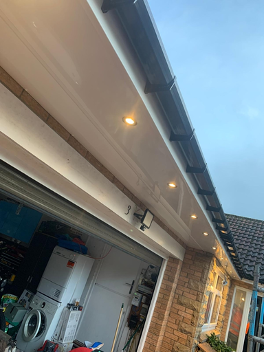 Roofer Bedford Charlies Angels Conservatory Roof Specialists 45 Medium