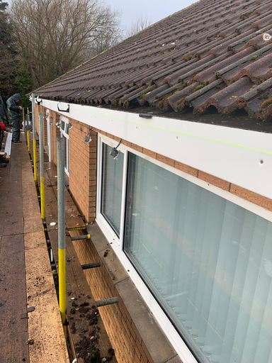 Roofer Bedford Charlies Angels Conservatory Roof Specialists 46 Medium