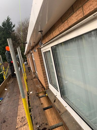 Roofer Bedford Charlies Angels Conservatory Roof Specialists 47 Medium
