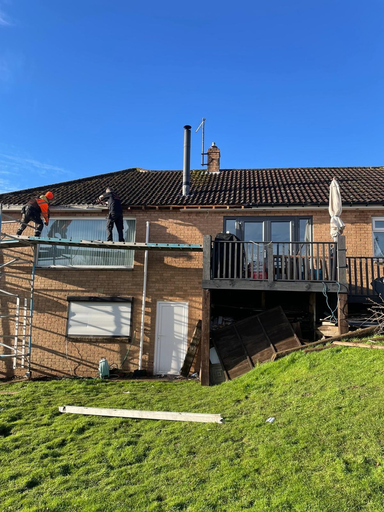 Roofer Bedford Charlies Angels Conservatory Roof Specialists 68 Medium