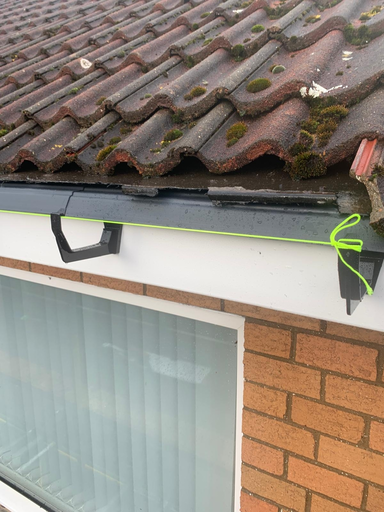 Roofer Bedford Charlies Angels Conservatory Roof Specialists 69 Medium
