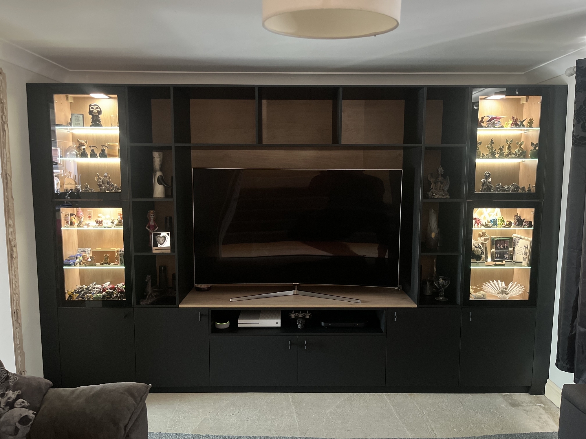Hand Build Media Wall Company Banbury Xlarge