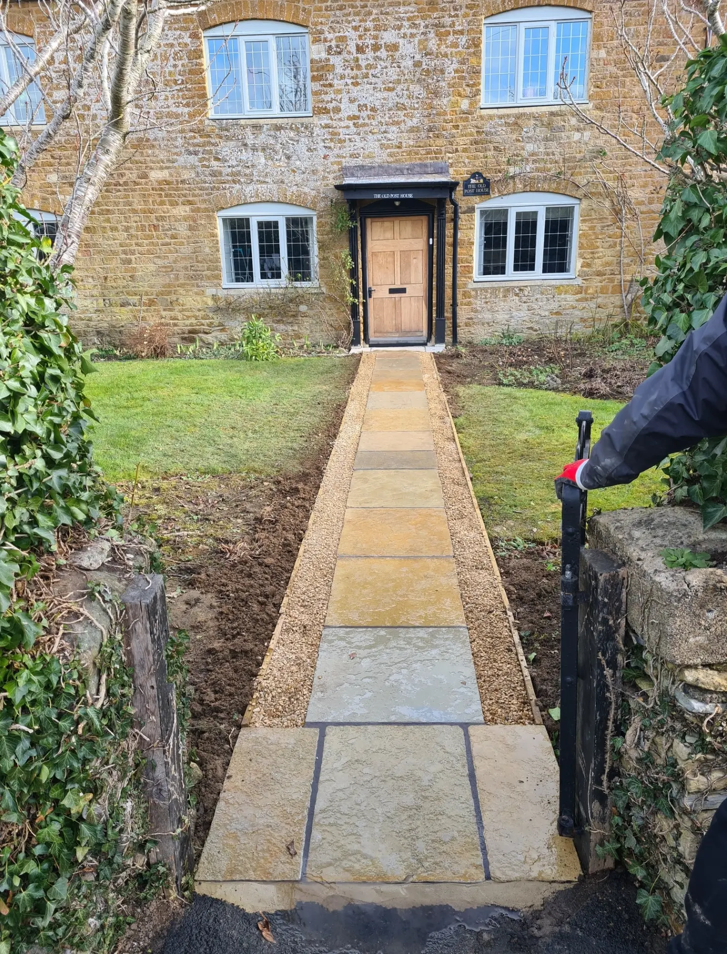 patios-hook-norton-cblw-1