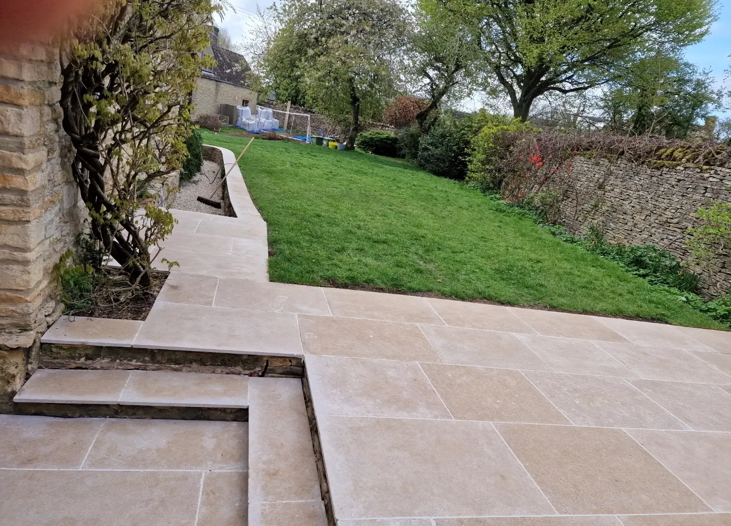 patios-hook-norton-cblw-3