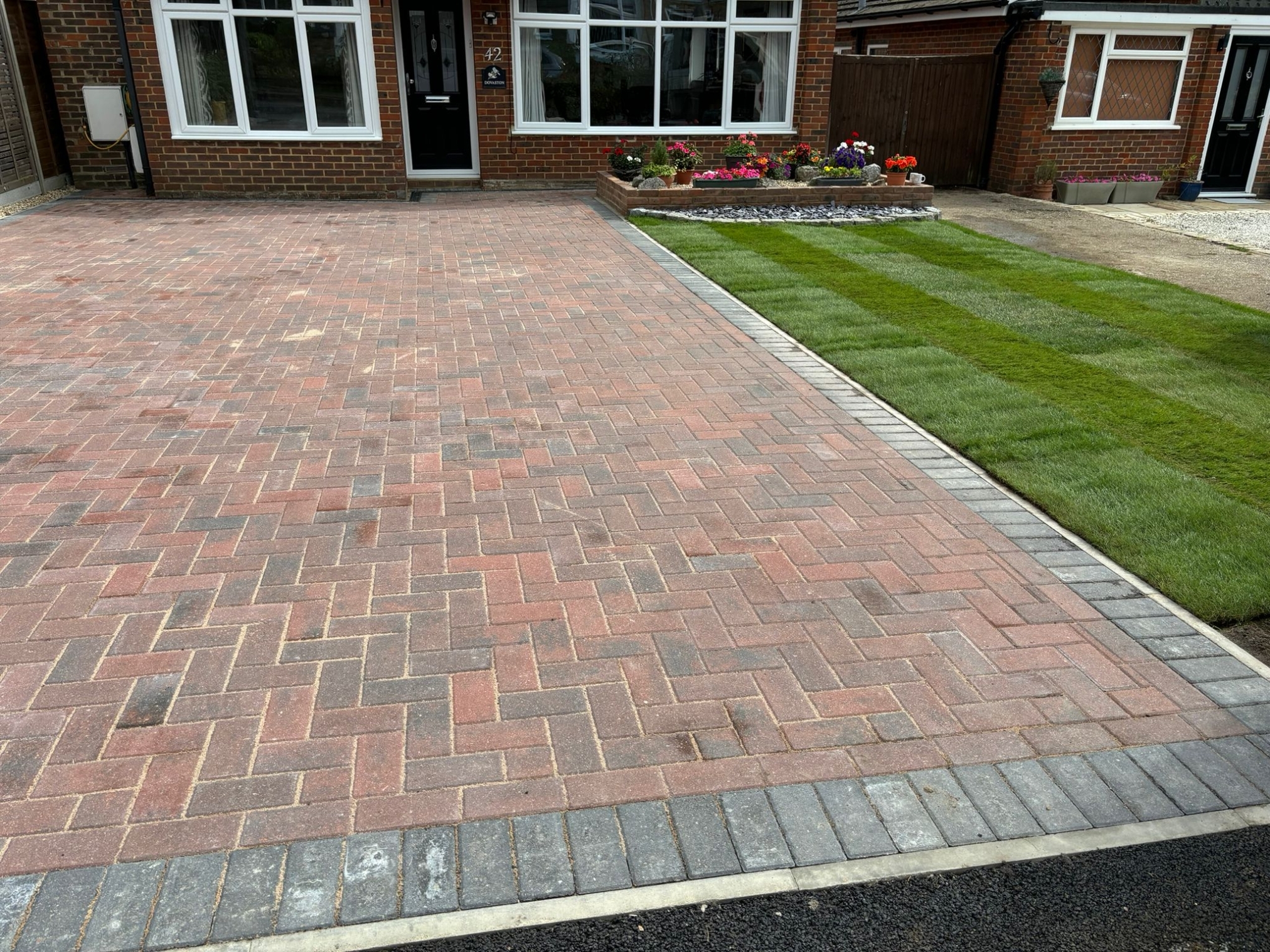 block-paving-project-allscapes-gardens-ltd-1-small