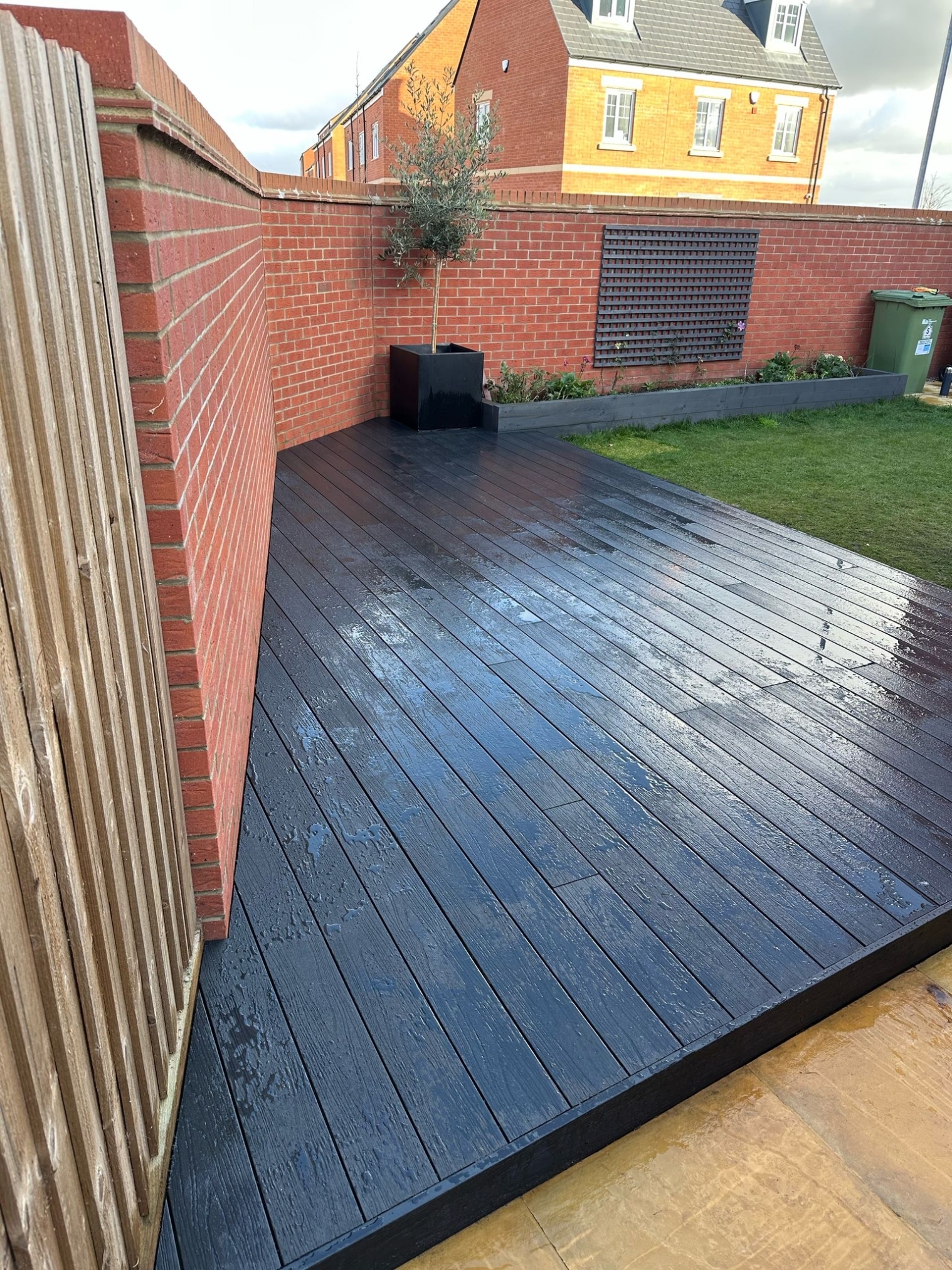 decking-company-northampton-nb-decking-04-small