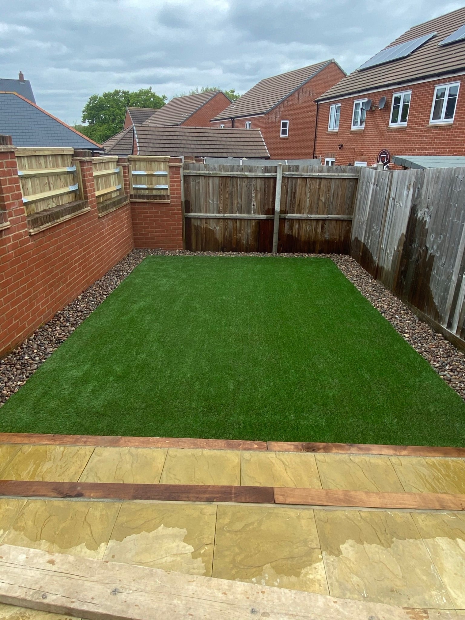 landscaper-tadley-02-small