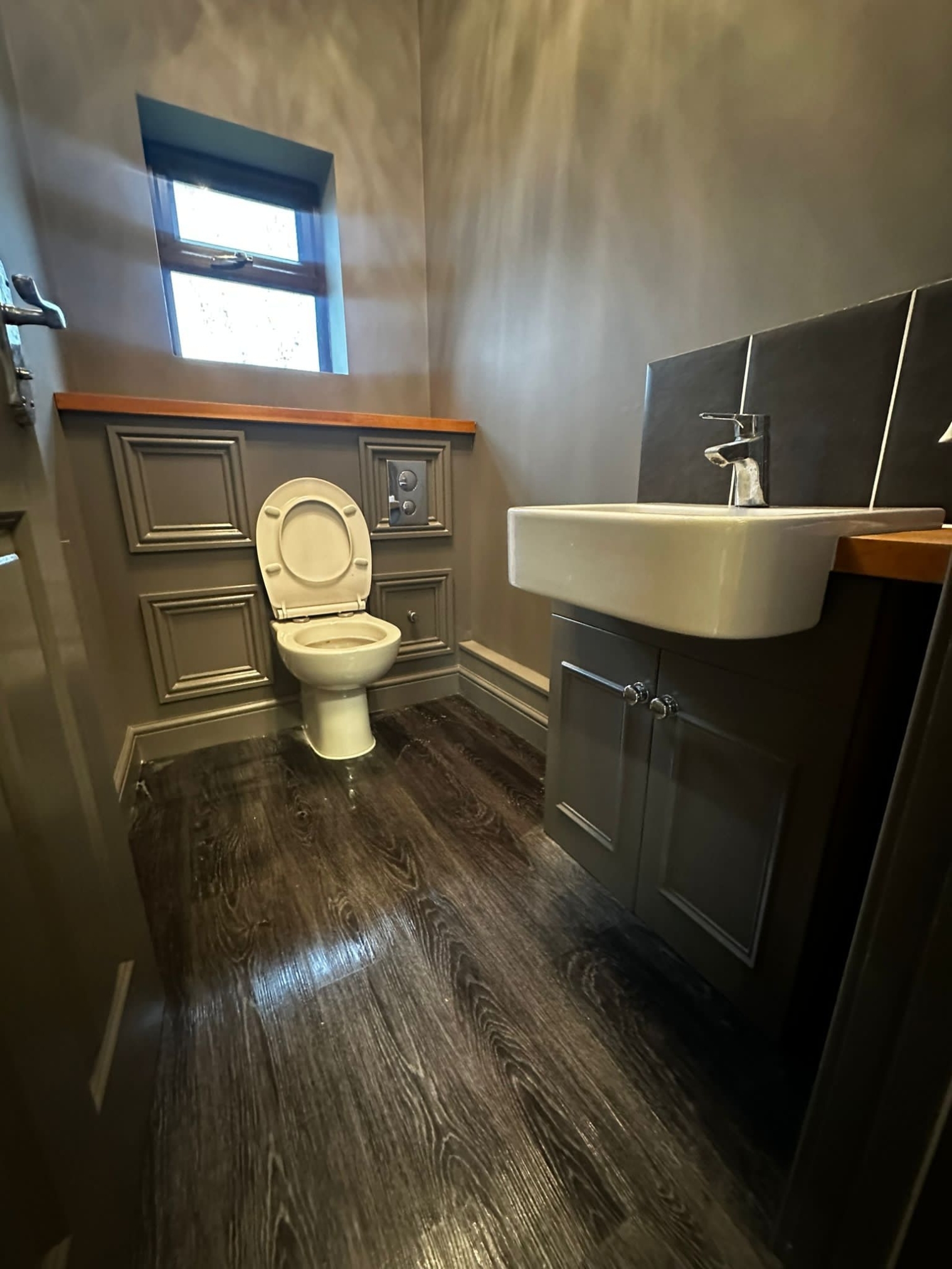 Tasting Room Hall Wc Decorating Catering Company Stadhampton 06 Xlarge