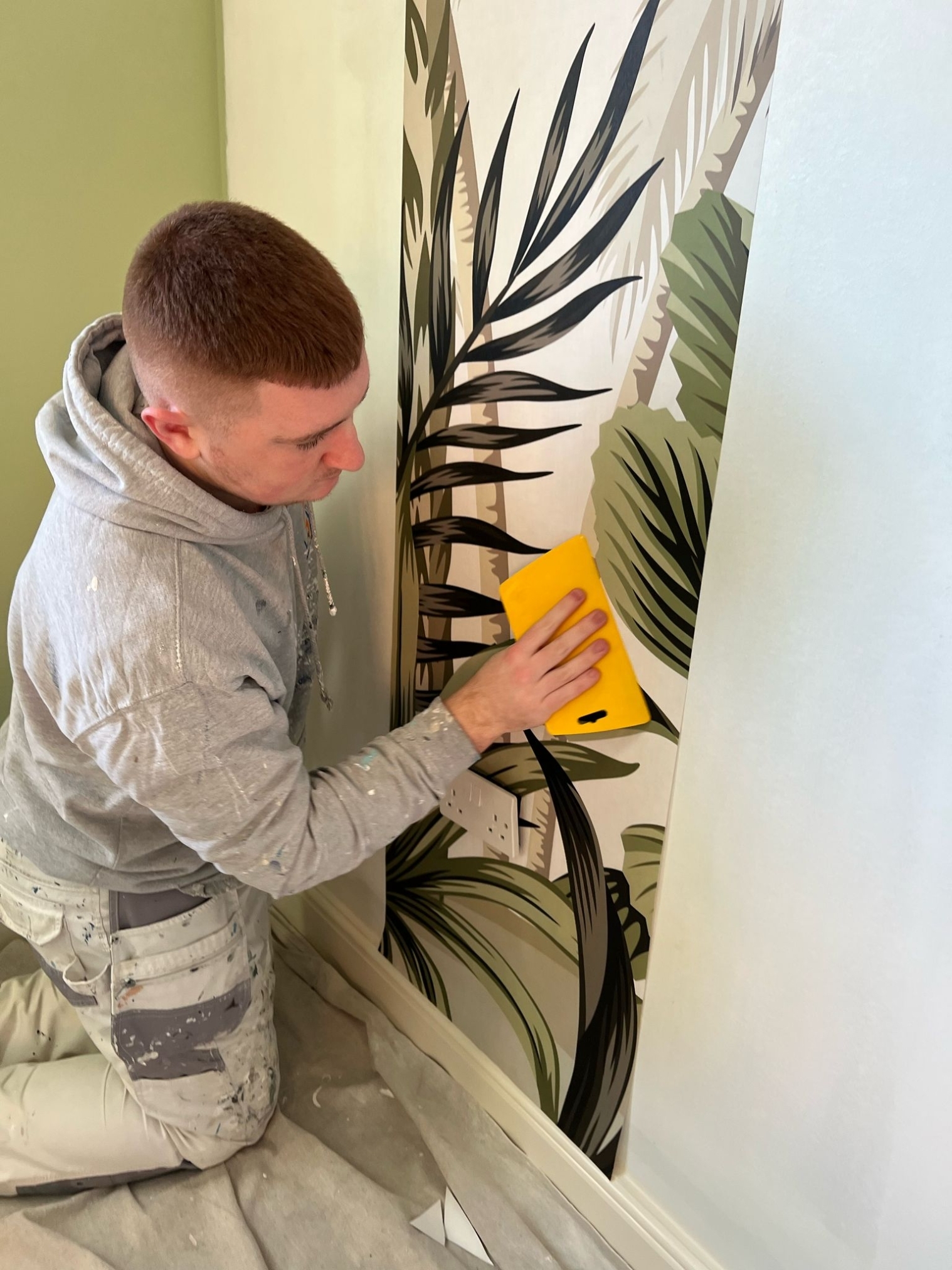 Wallpaper Hanging And Room Decoration In Bicester 09 Xlarge