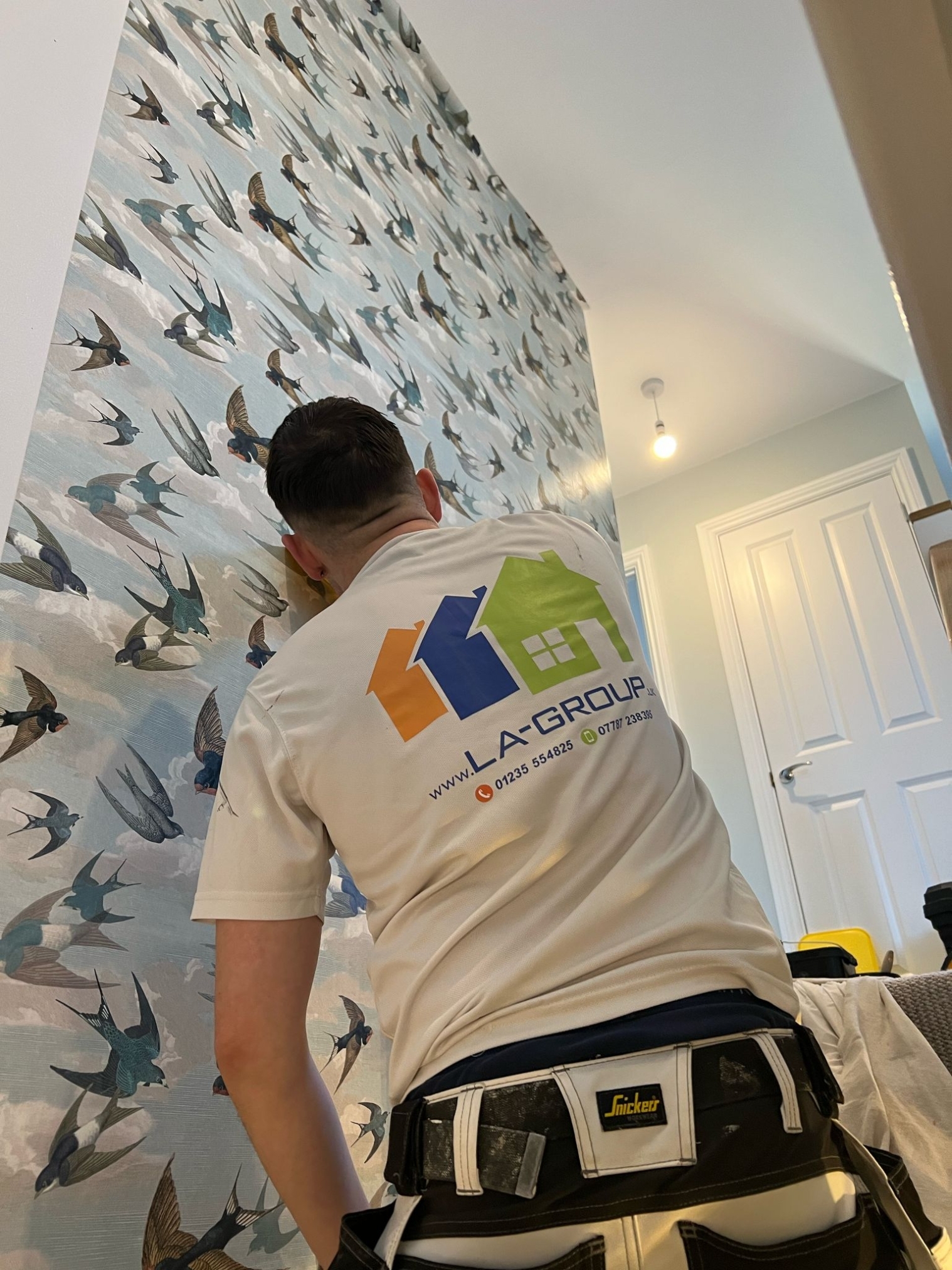 Wallpaper Hanging To Hallway In Tackley 06 Xlarge