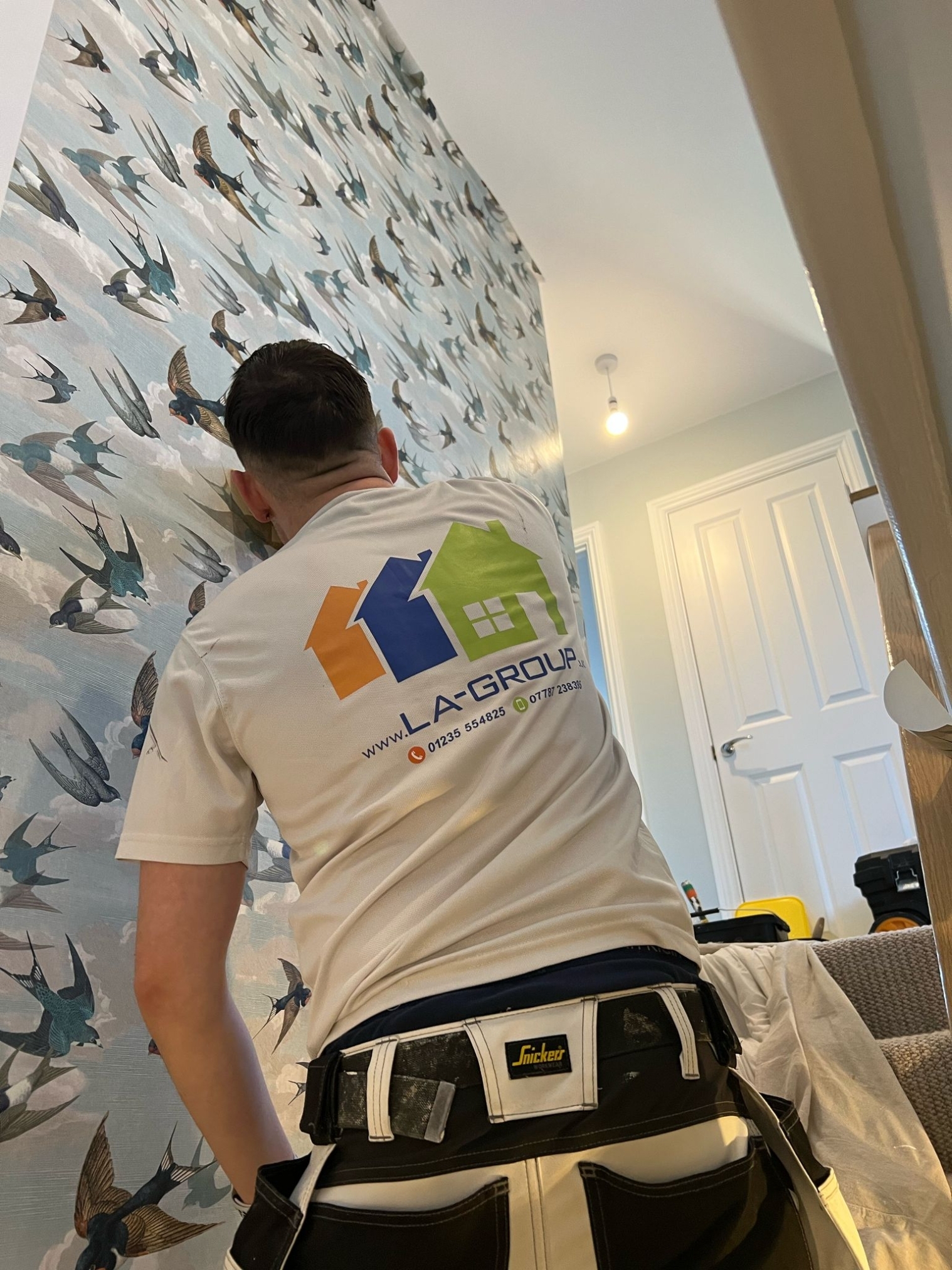 Wallpaper Hanging To Hallway In Tackley 07 Xlarge
