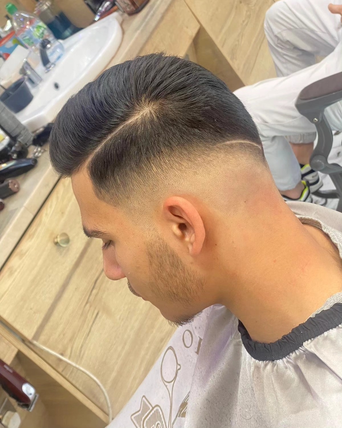 doskis-barbers-banbury-02-small