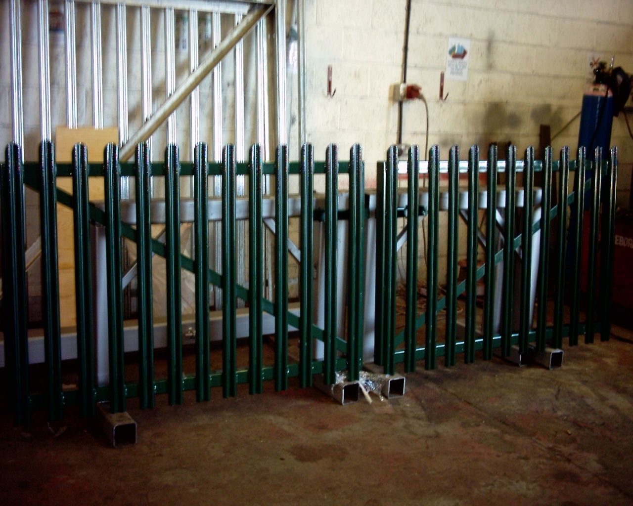 banbury-town-council-gates-11-small