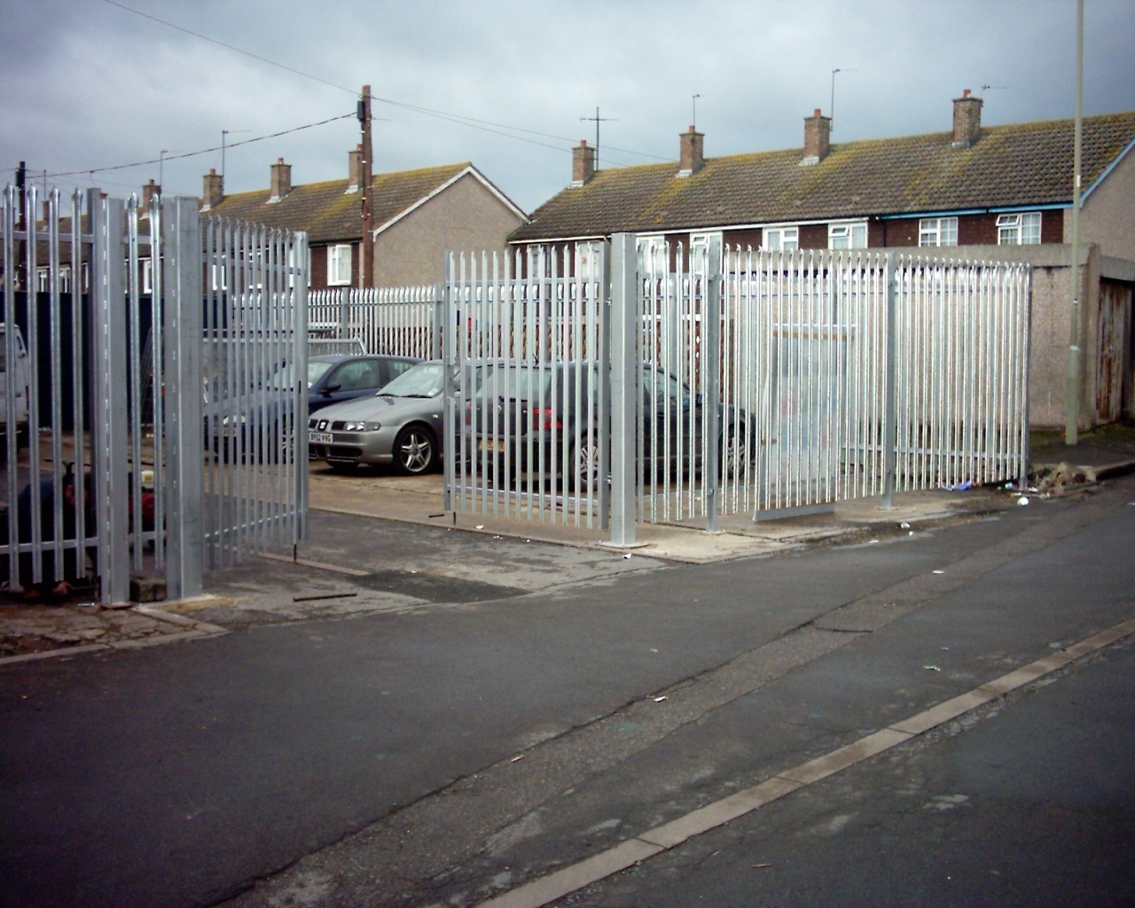 steel-security-fencing-wholesale-01-small