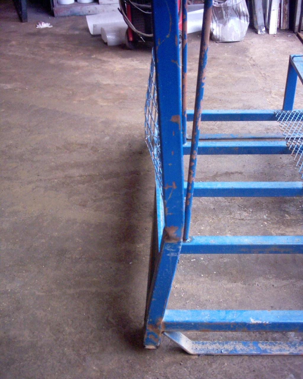 steel-stillage-manufacture-tp-steelwork-ltd-2-small