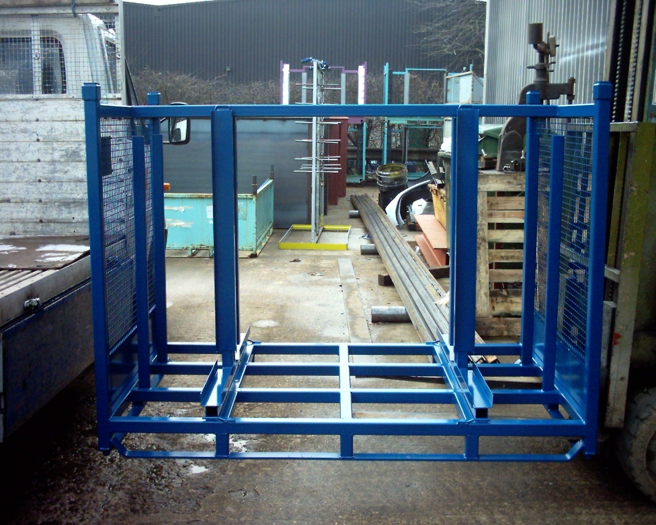 steel-stillage-manufacture-tp-steelwork-ltd-5-small