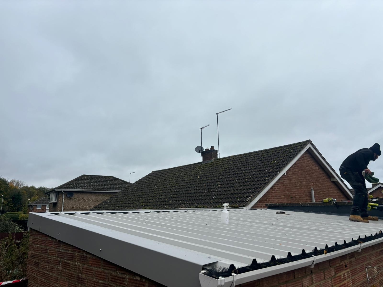 sheet-roofing-company-northampton-01-06-small