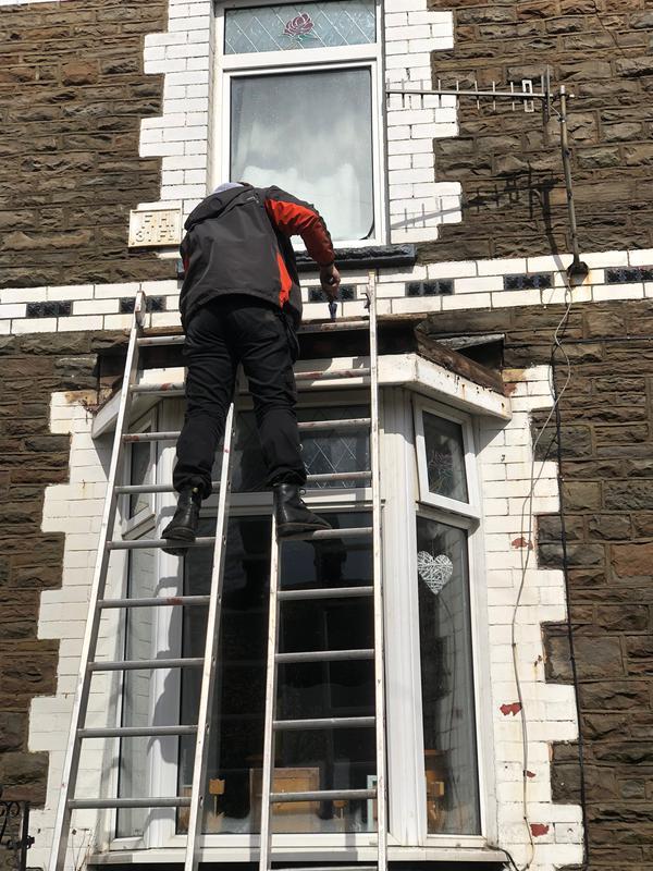 roofer-newport-12-small