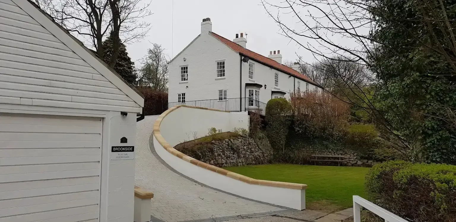exterior-decorating-hartlepool-03