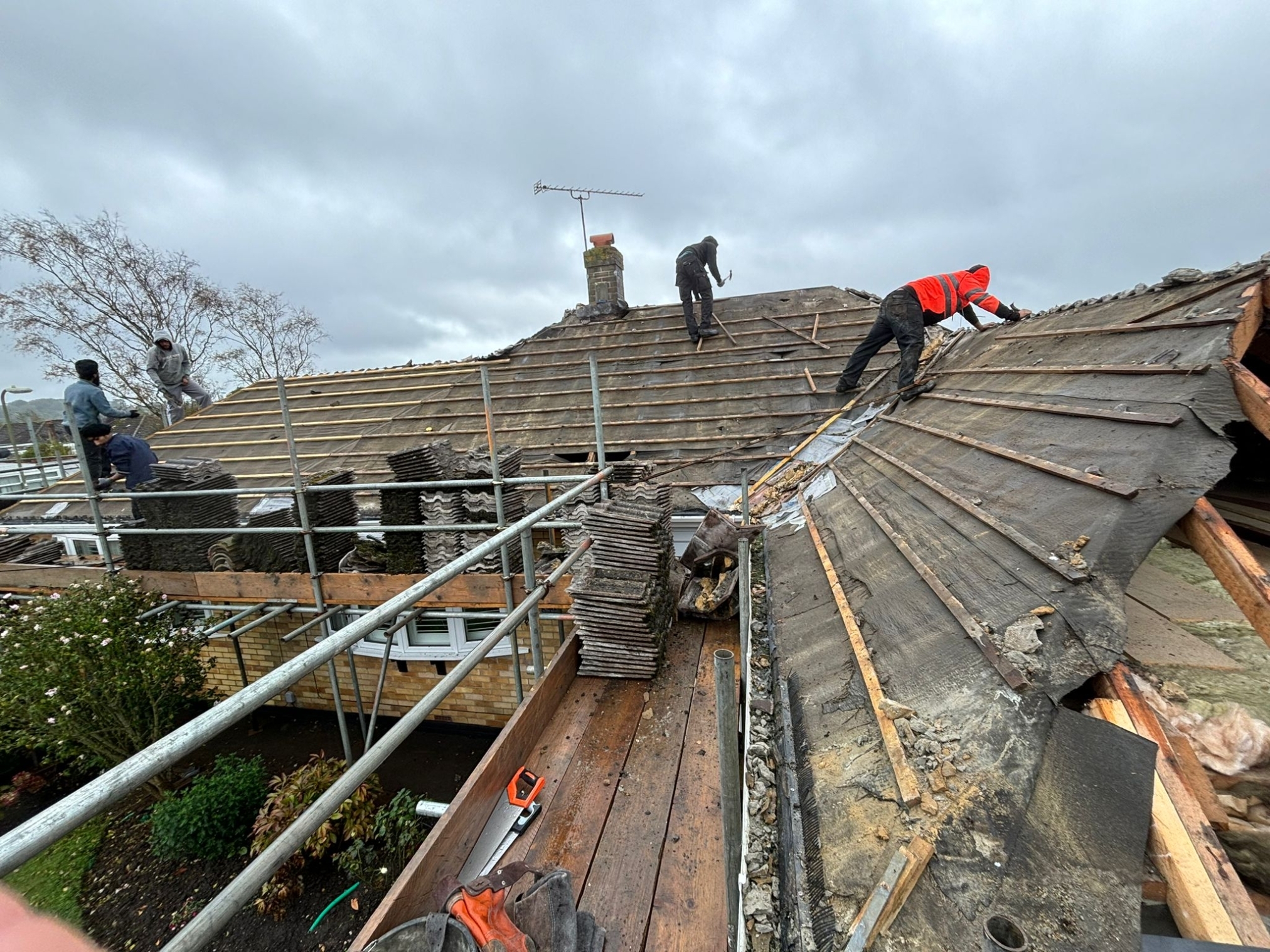 roofer-eastleigh-03-small