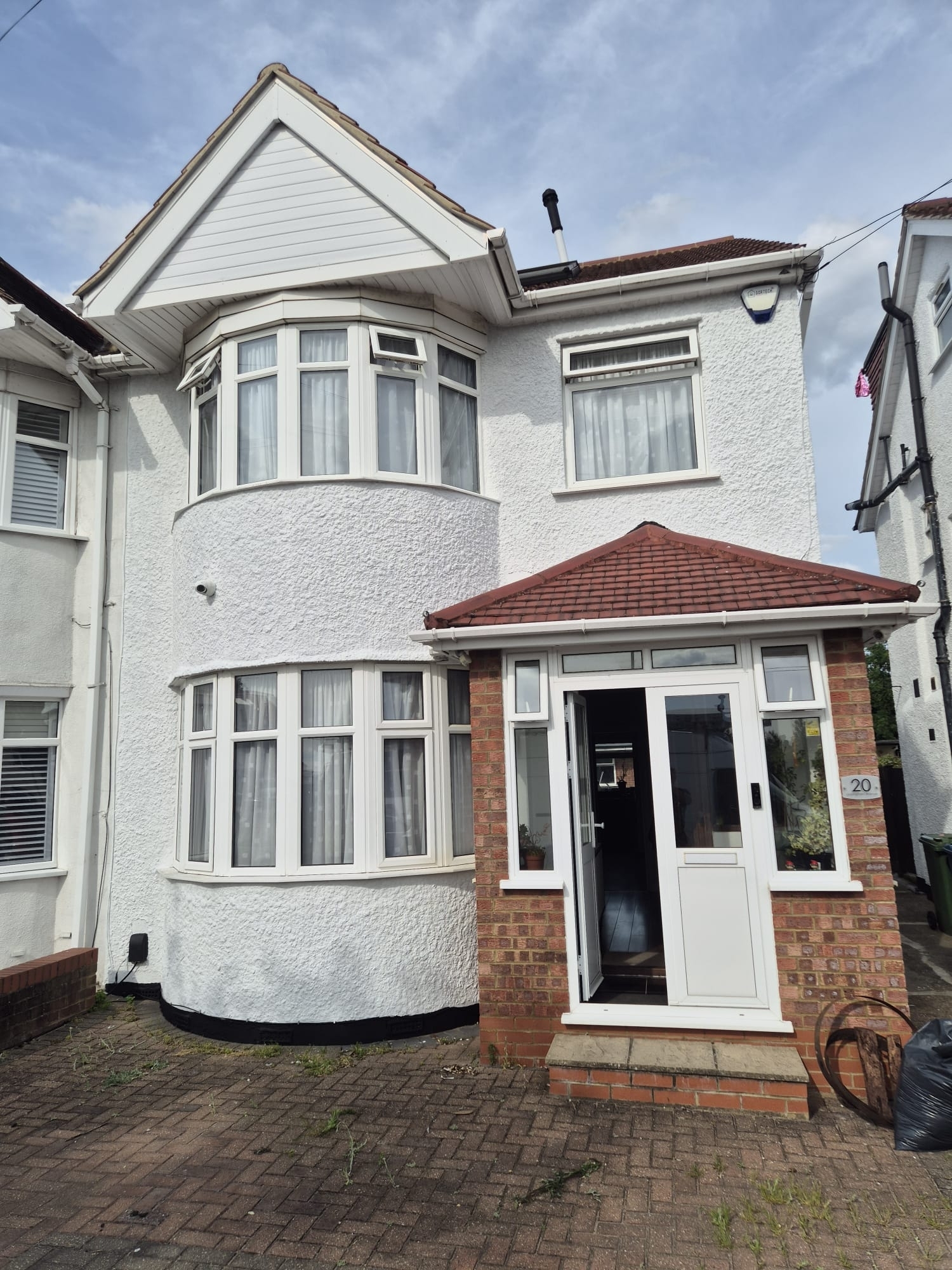 Decorating Company Bourne 5 Xlarge