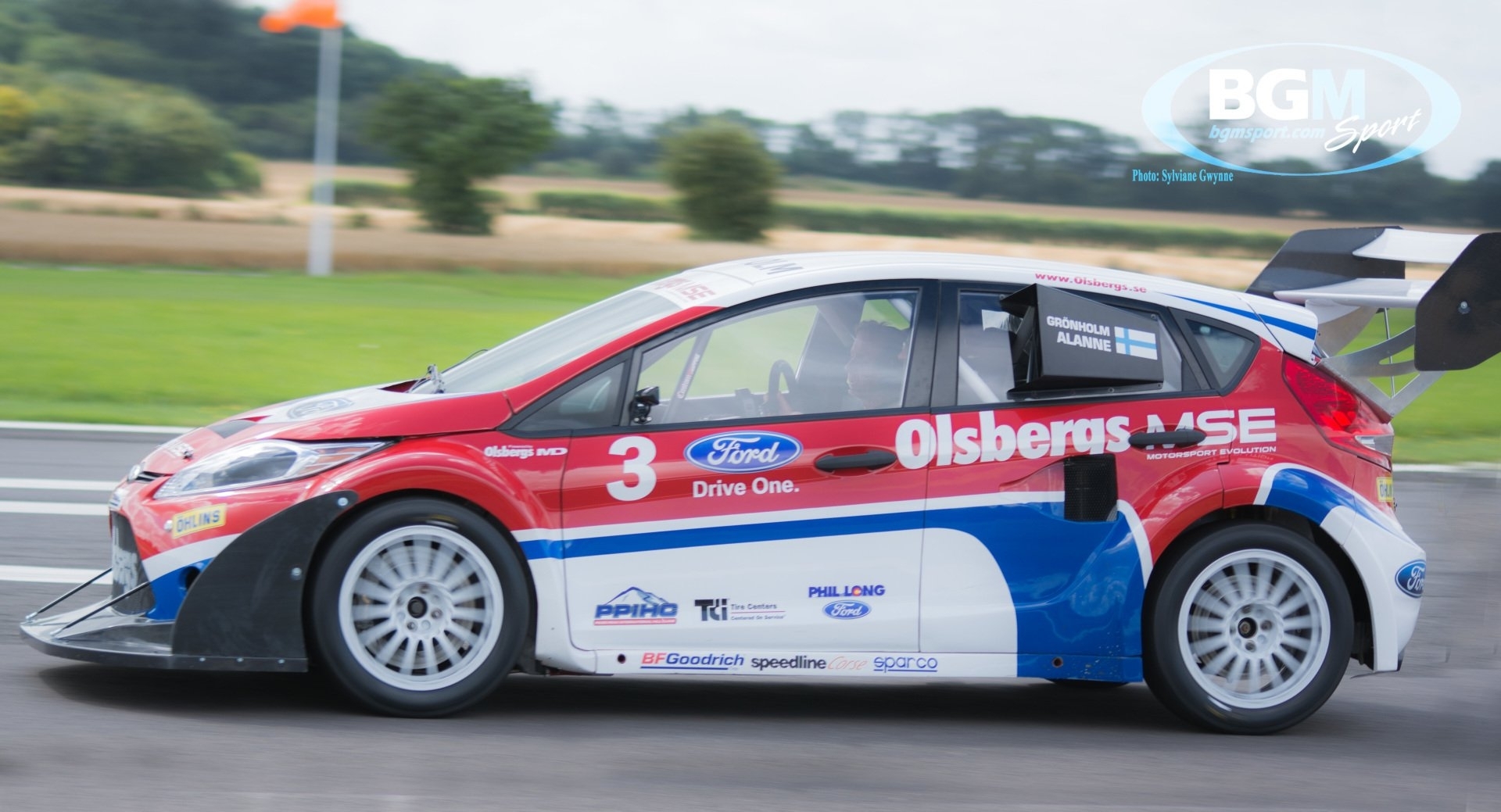 ford-fiesta-pikes-peak-car-11-small