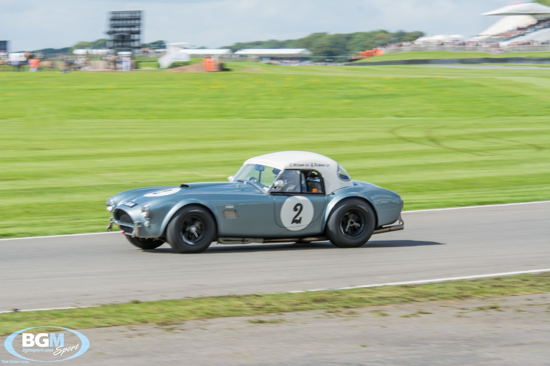 goodwood-revival-2017-1965-ac-cobra-05-small