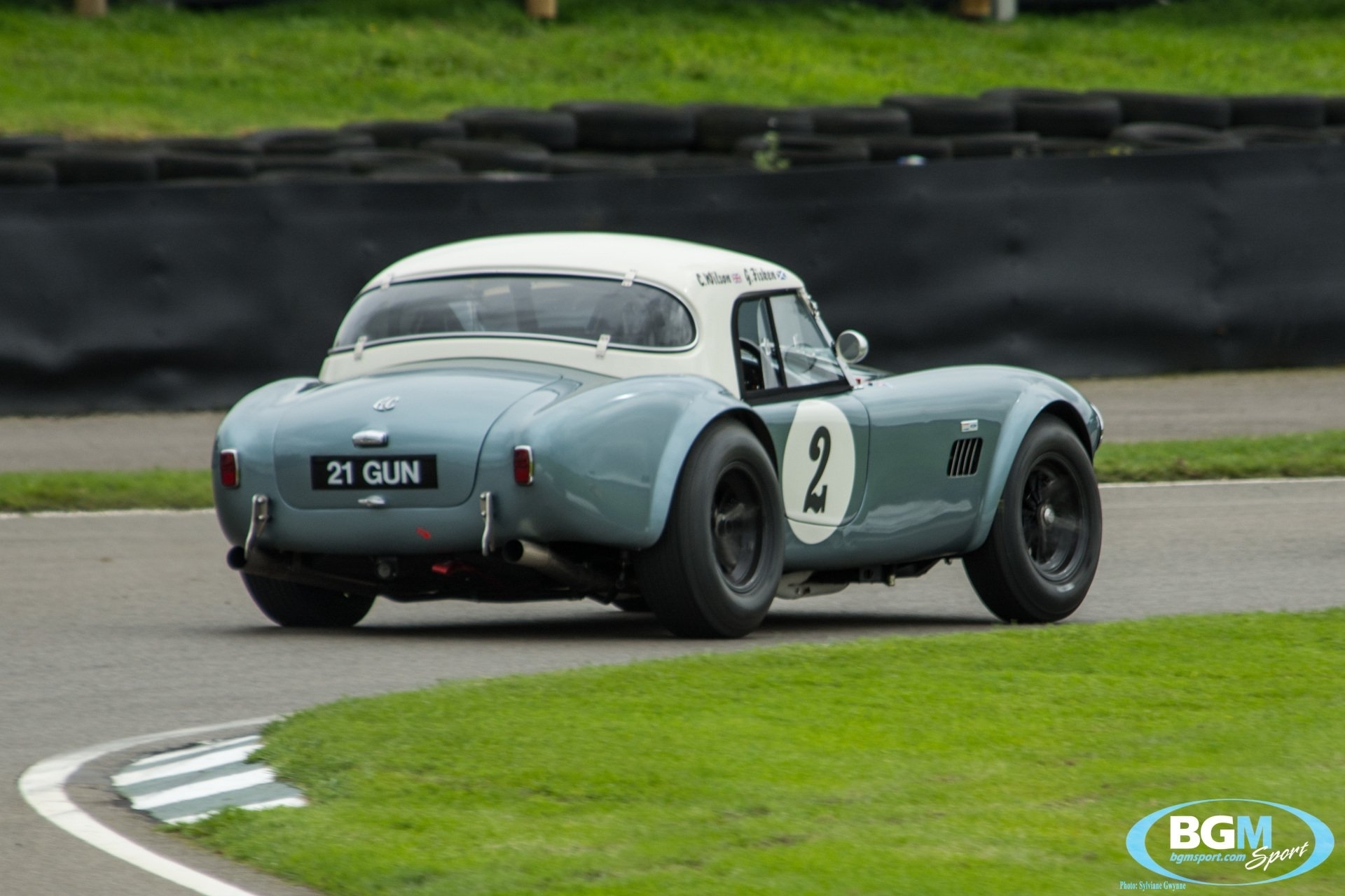 goodwood-revival-2017-1965-ac-cobra-15-small