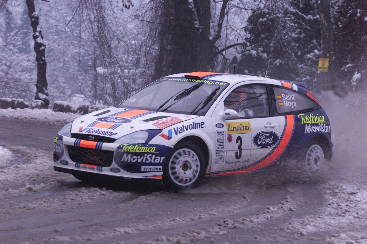 ford-focus-wrc01-17-small